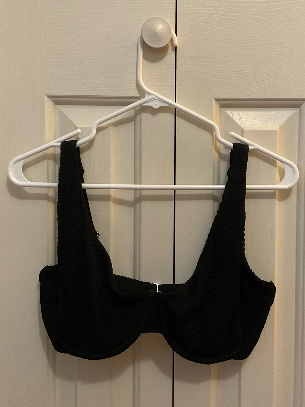 Abercrombie | Curve Love Underwire Bikini Top (Small) | Black Ribbed